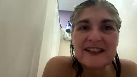 Miss Spooky Silverstacker online show from January 22, 2025, 11:56 am