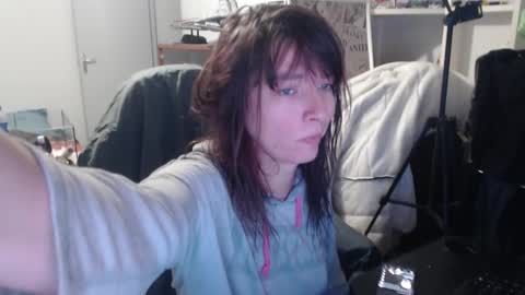 missthon online show from February 15, 2026, 12:25 pm