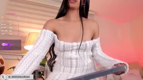 Valeria Davila online show from February 22, 2025, 4:40 am