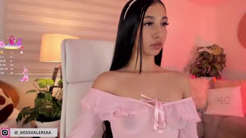 Valeria Davila online show from March 7, 2025, 3:40 am