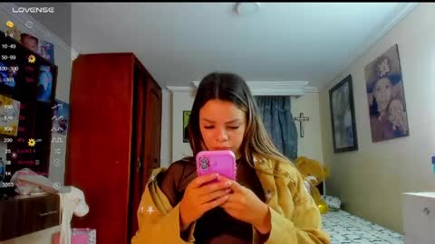 missvalery1 online show from April 29, 2026, 10:38 pm
