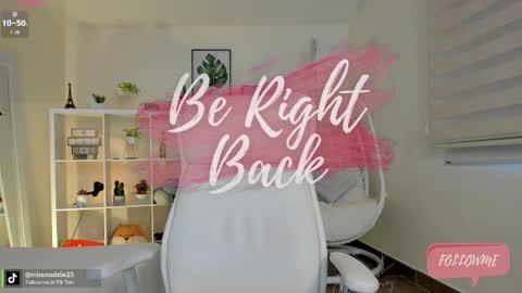 Mafe Jimenez online show from September 17, 2025, 12:40 pm