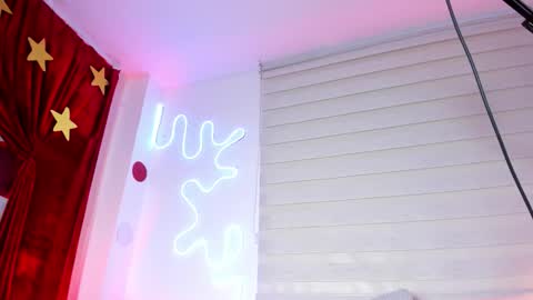 Pau OFmissweetpeach online show from October 24, 2025, 10:28 pm