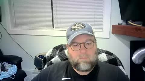 Snapshot of mister_happy567 chatting on February 24, 2025, 4:16 am Mr. Happy online show from February 24, 2025, 4:16 am