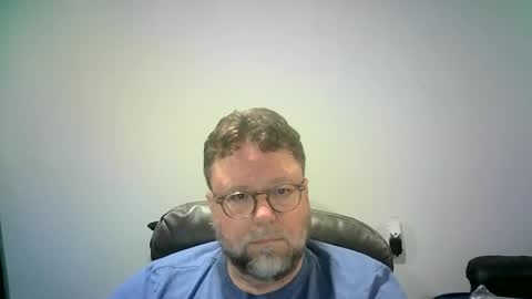 Snapshot of mister_happy567 chatting on October 12, 2025, 5:39 am Mr. Happy online show from October 12, 2025, 5:39 am