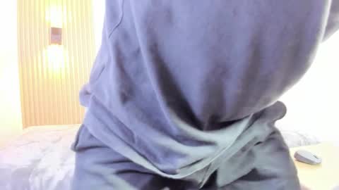 Snapshot of mister_venom chatting on December 22, 2025, 7:44 pm venom online show from December 22, 2025, 7:44 pm