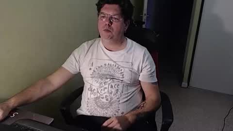 mistercoeur online show from December 21, 2025, 8:21 am