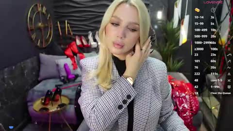 Darsy online show from February 11, 2025, 1:41 pm