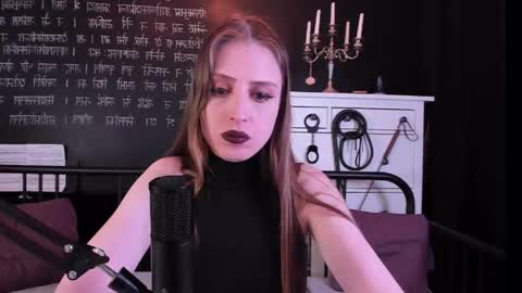 Snapshot of mistress_marlene chatting on May 2, 2026, 6:40 am Mistress Marlene online show from May 2, 2026, 6:40 am