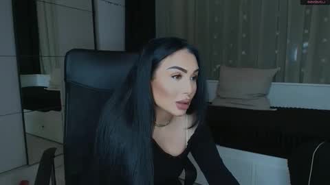 mistress_meryem online show from February 23, 2026, 10:51 pm
