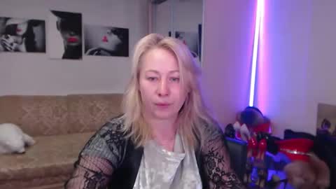 mistress_milfa online show from March 19, 2026, 7:07 pm