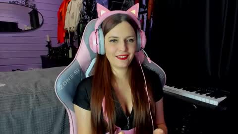 Dirty Priest and Ivi online show from February 4, 2026, 6:36 pm