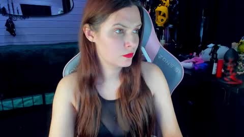 Dirty Priest and Ivi online show from March 22, 2026, 10:46 pm