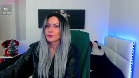 Snapshot of mistressevelyn_ chatting on December 18, 2024, 12:07 pm MistressEvelyn  online show from December 18, 2024, 12:07 pm