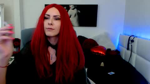Snapshot of mistressevelyn_ chatting on March 1, 2025, 8:23 am MistressEvelyn  online show from March 1, 2025, 8:23 am