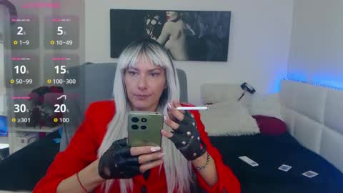 Snapshot of mistressevelyn_ chatting on October 14, 2025, 11:11 am MistressEvelyn  online show from October 14, 2025, 11:11 am