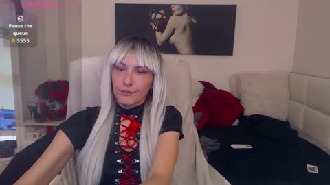 Snapshot of mistressevelyn_ chatting on October 20, 2025, 5:41 am MistressEvelyn  online show from October 20, 2025, 5:41 am