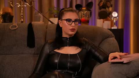 Mistress Kelly online show from October 11, 2025, 9:24 pm