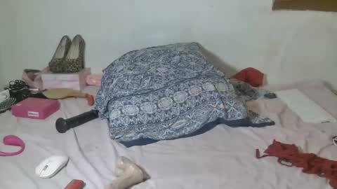 Snapshot of mistressmilly32 chatting on October 18, 2025, 9:59 pm mistressmilly32 online show from October 18, 2025, 9:59 pm