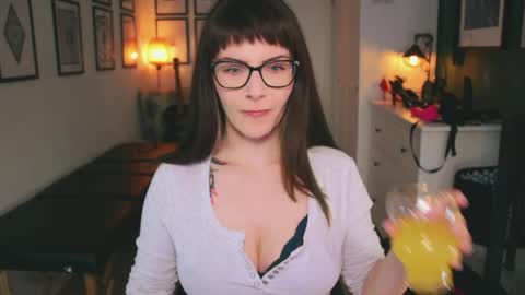 SANDY online show from March 18, 2026, 4:10 pm