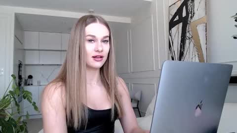 Snapshot of mistressuniverse chatting on February 26, 2026, 9:30 am mistressuniverse online show from February 26, 2026, 9:30 am