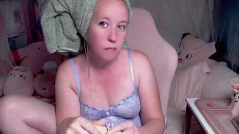 Misty online show from October 27, 2025, 11:20 pm