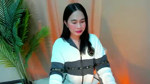 Snapshot of mitsuri_yuki chatting on October 3, 2025, 1:02 am Mitsu online show from October 3, 2025, 1:02 am