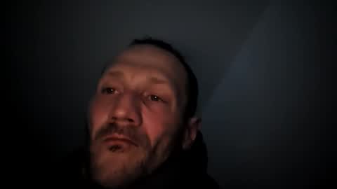 Mitzio11 online show from April 13, 2026, 4:07 am