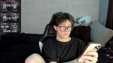 Miya online show from January 25, 2025, 2:58 pm