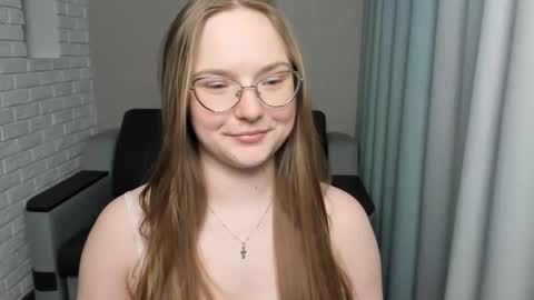 Miya online show from February 28, 2025, 7:35 pm