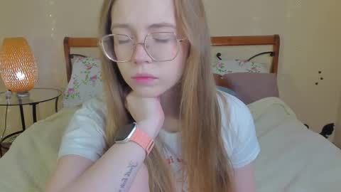 Miya online show from March 23, 2026, 1:31 am