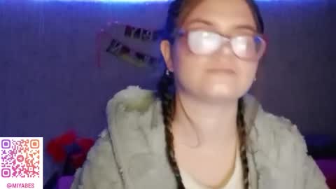 Milana online show from November 4, 2025, 5:23 pm