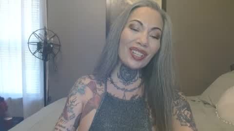 MizXtrix online show from December 27, 2024, 3:59 pm