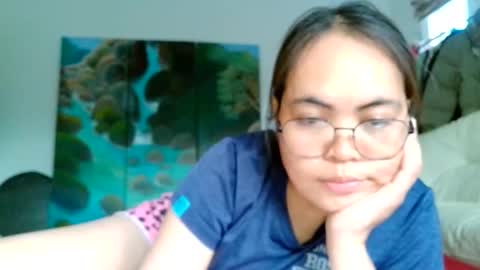 Snapshot of mizzmay chatting on November 18, 2025, 6:18 am Mizzmay online show from November 18, 2025, 6:18 am