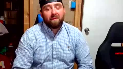 Mizzoufan89 online show from April 15, 2026, 6:31 am