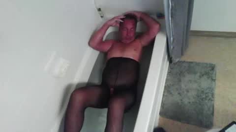 Snapshot of mjeffrey460699861 chatting on June 7, 2026, 5:44 am mjeffrey460699861 online show from June 7, 2026, 5:44 am