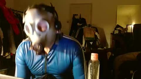 mk_biker online show from April 17, 2026, 4:48 am