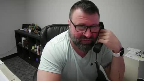 MLangworthy online show from April 10, 2026, 3:28 pm