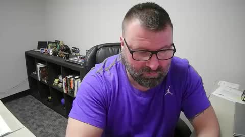 MLangworthy online show from April 13, 2026, 2:33 pm