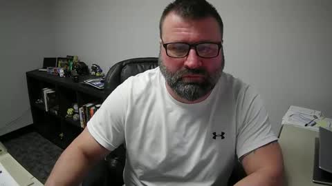 MLangworthy online show from April 22, 2026, 3:46 pm