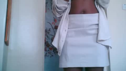 Snapshot of mlle_kali chatting on October 22, 2025, 11:32 am Mlle Kali online show from October 22, 2025, 11:32 am