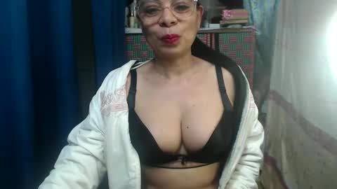 kelly online show from October 23, 2025, 10:52 pm