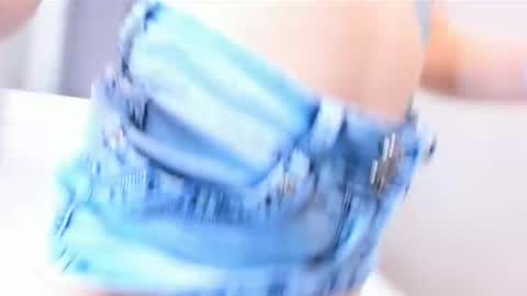 Margo online show from January 21, 2025, 1:32 pm