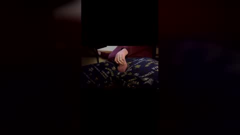 mnguy19726969 online show from December 2, 2025, 6:41 am