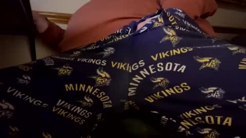 mnguy19726969 online show from January 7, 2026, 5:10 am