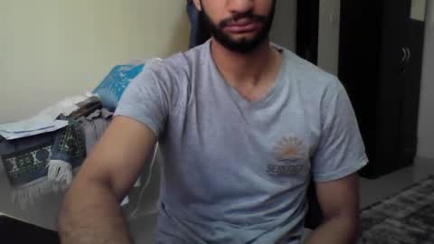 Snapshot of mo7amedos496038 chatting on November 15, 2025, 8:11 am mo online show from November 15, 2025, 8:11 am