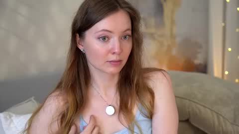 moan_elisa online show from March 22, 2026, 3:32 am