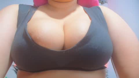 Snapshot of moan_sex1 chatting on December 3, 2024, 1:30 am Catalina online show from December 3, 2024, 1:30 am