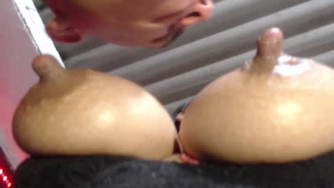 Snapshot of moan_sex1 chatting on December 7, 2024, 5:26 am Catalina online show from December 7, 2024, 5:26 am