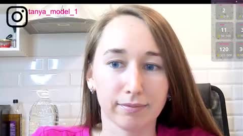 Snapshot of model_10 chatting on November 6, 2025, 8:32 pm Tatiana online show from November 6, 2025, 8:32 pm